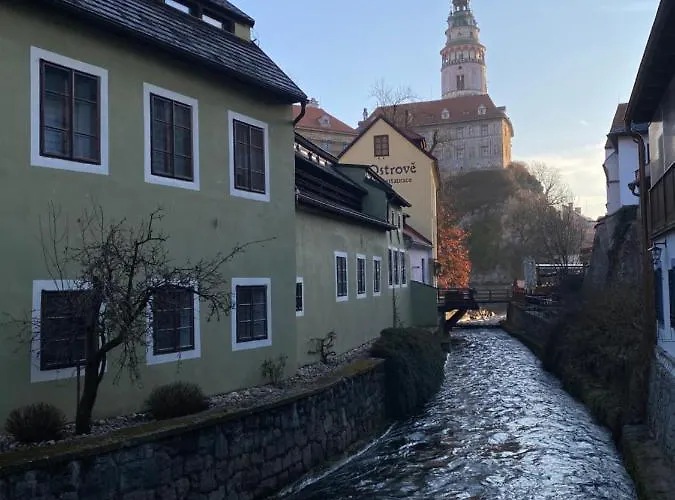 招待所 盆棕纳欧斯特罗夫酒店 Český Krumlov